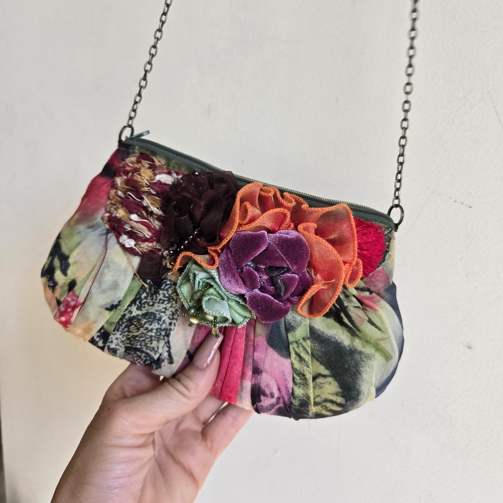 Vtg Mary Frances Small Floral Crossbody Bag Womens Pink Green 3D Flowers - Picture 3 of 7